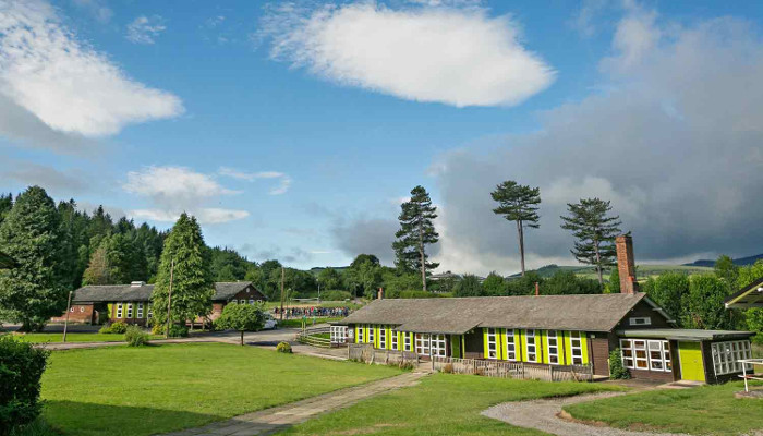 英国夏令营营地游学 (UK Summer Camps)